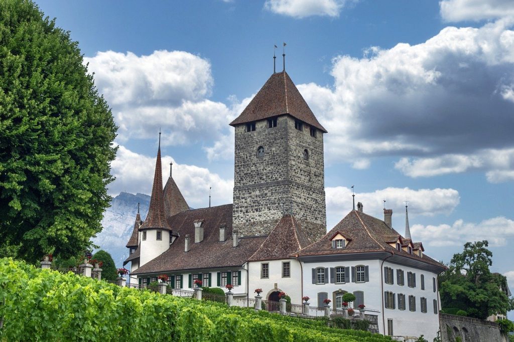 spiez castle, castle, building